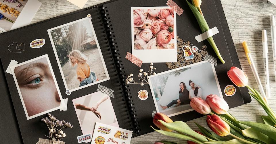 Best photo sharing apps for iPhone in 2026 | Peek